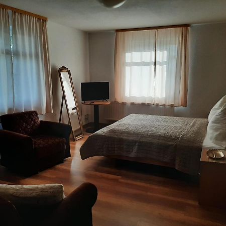 Altes Bootshaus Hotell Torgau Exteriör bild